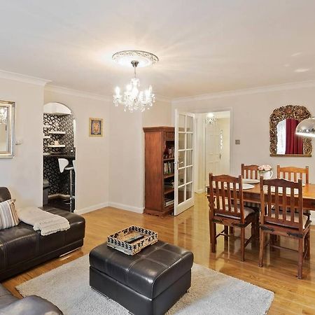 Beautiful And Cosy 2 Bedroom Flat London Eksteriør billede