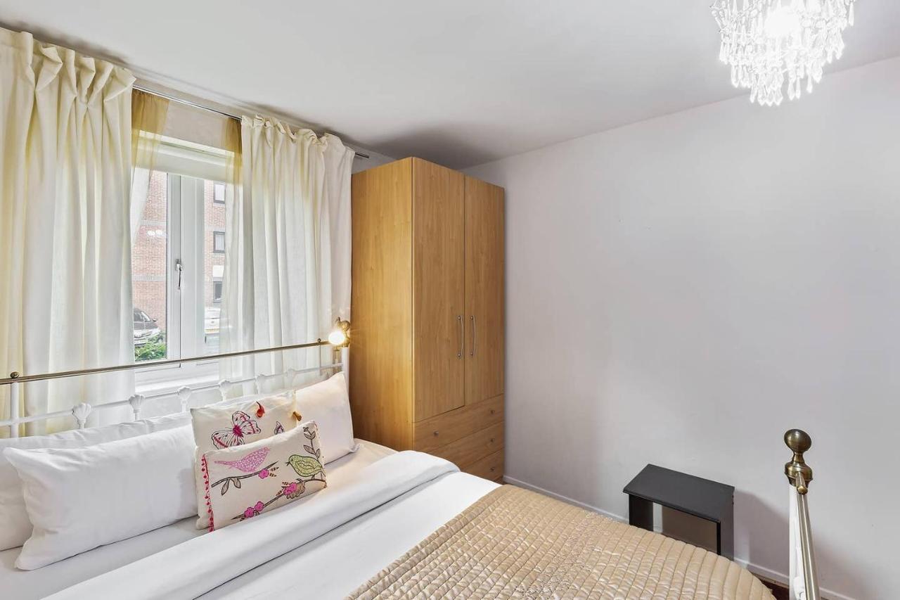 Beautiful And Cosy 2 Bedroom Flat London Eksteriør billede