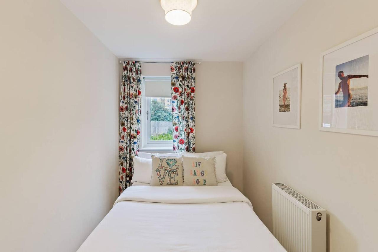Beautiful And Cosy 2 Bedroom Flat London Eksteriør billede