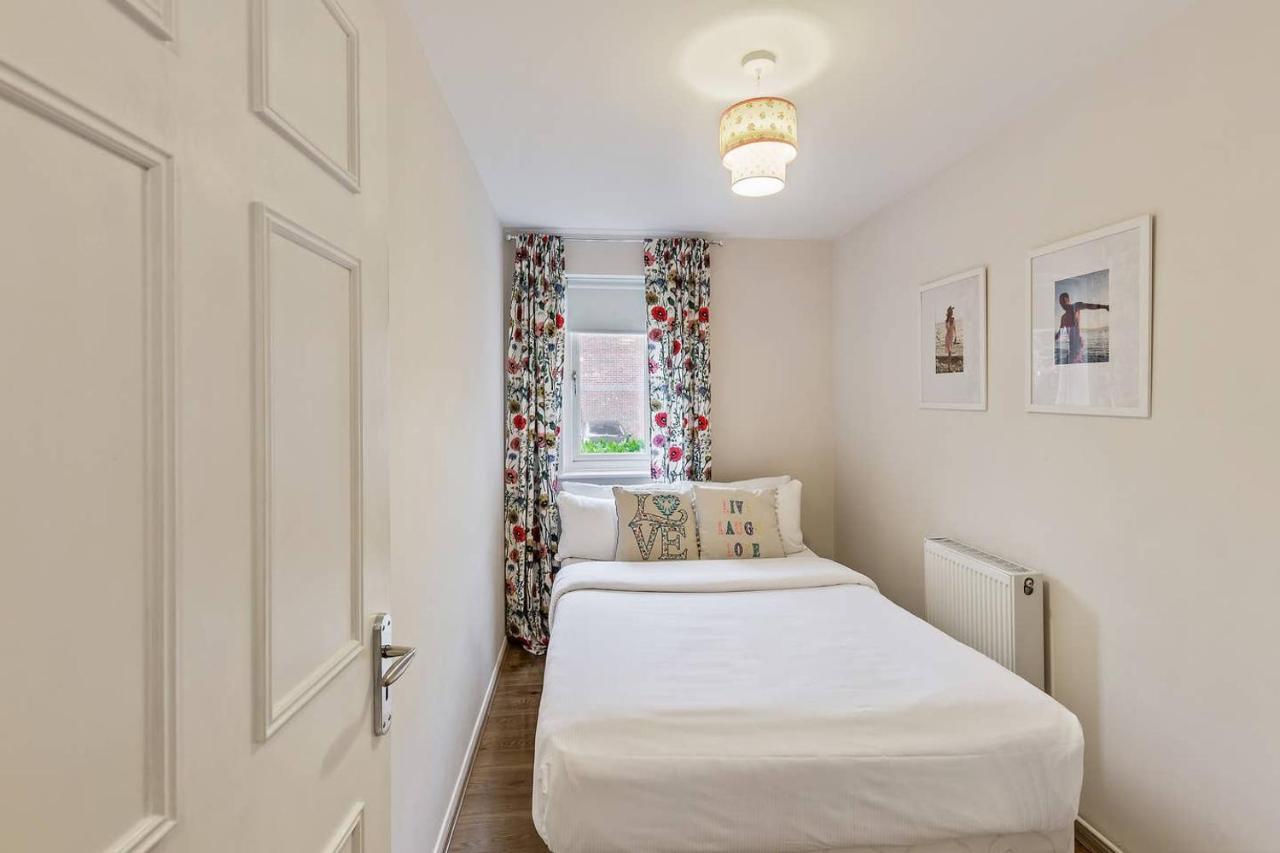 Beautiful And Cosy 2 Bedroom Flat London Eksteriør billede